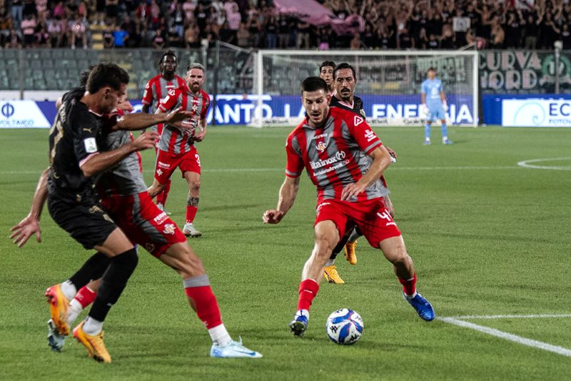 Nhận định soi kèo Palermo vs Cremonese lúc 02h30 ngày 15/3/2025