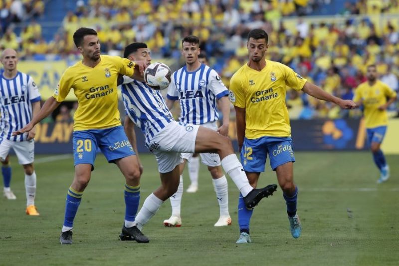 Nhận định soi kèo Las Palmas vs Alaves lúc 03h00 ngày 15/3/2025